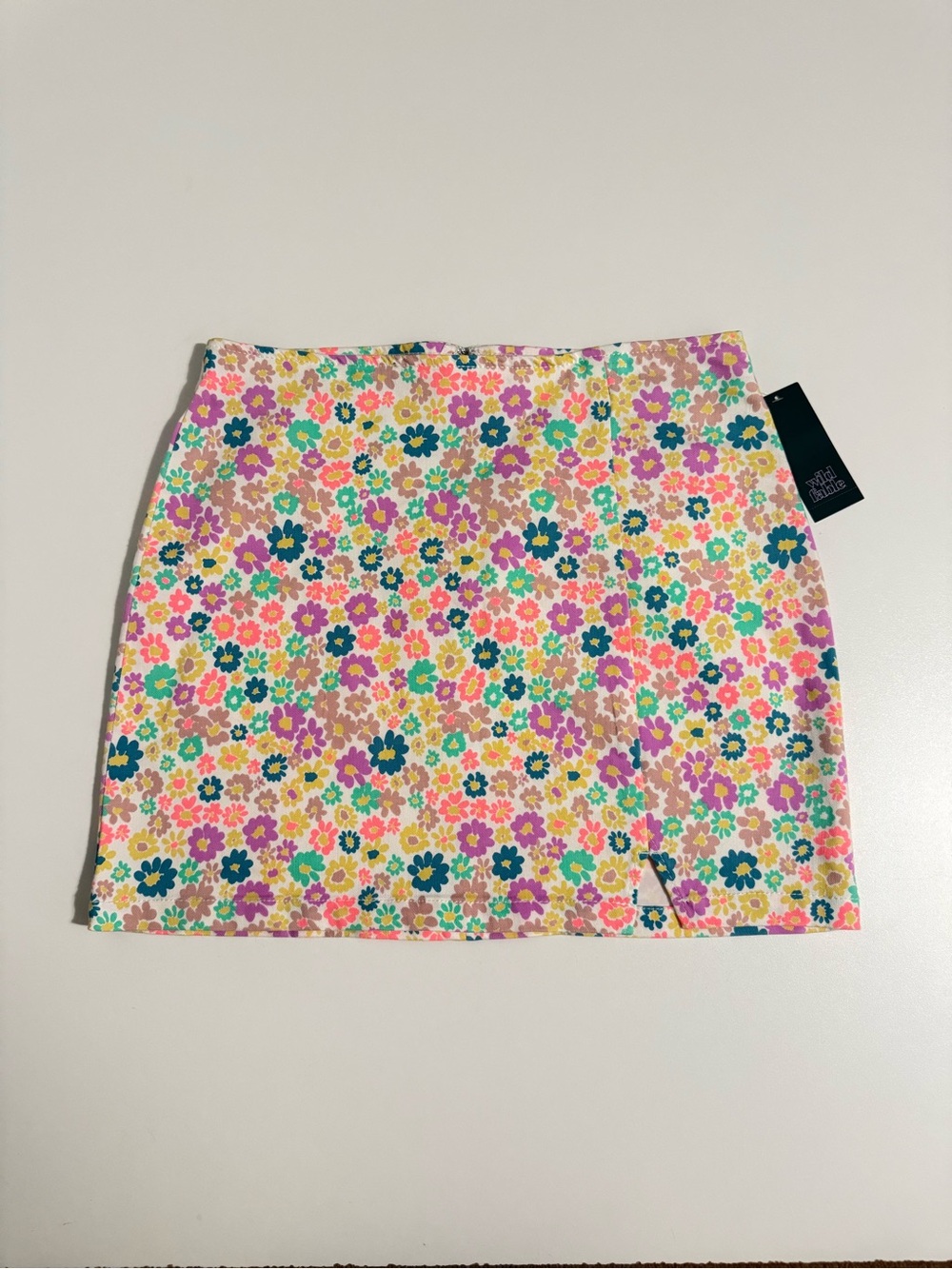 wild fable Floral Mini Skirt in Pink, Yellow, Green, Purple, Blue Sz. 8
